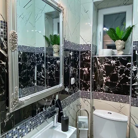 Lux In Downtown Of * Βελιγράδι