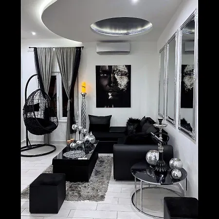 Lux In Downtown Of Διαμέρισμα Βελιγράδι